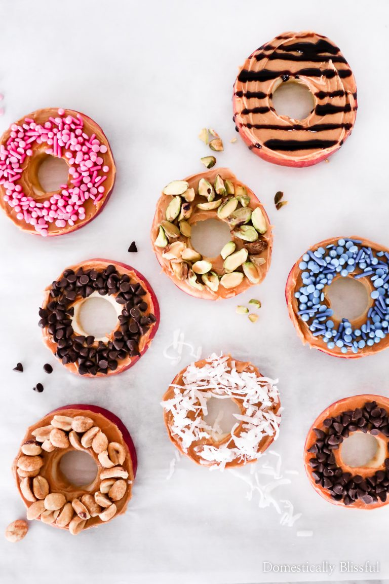 These fun apple donuts are a quick snack that can be made at home or on the go!