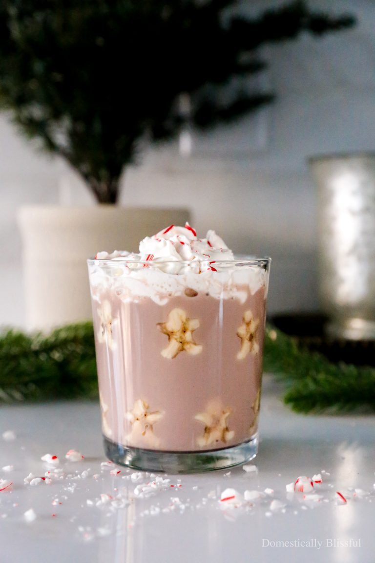 This Banana Gingerbread Man Chocolate Milk is a quick and easy treat the whole family will love!