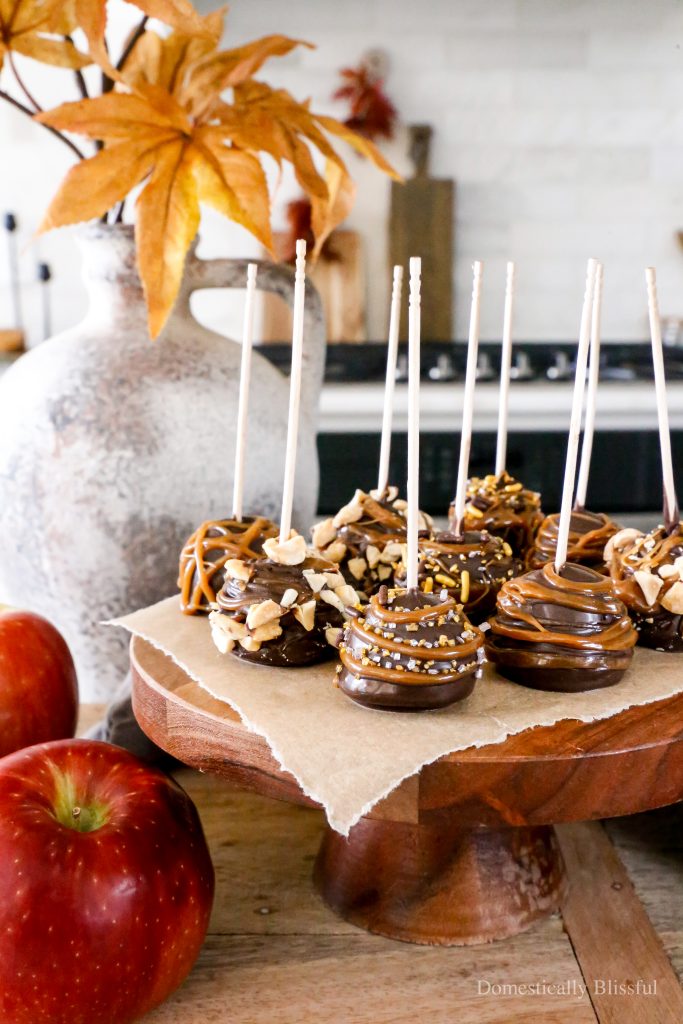 These Caramel Apple Bites are bite-sized mini caramel apples that are fun and easy to make and eat.