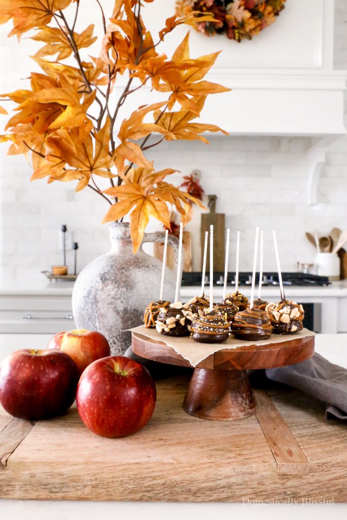These Caramel Apple Bites are bite-sized mini caramel apples that are fun and easy to make and eat.