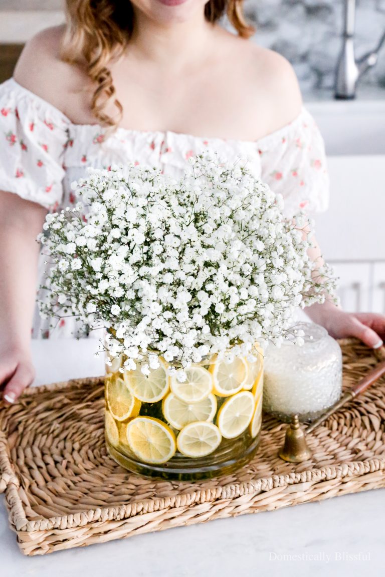 This simple Lemon Baby's Breath Centerpiece is filled with fresh lemons and delicate white flowers.