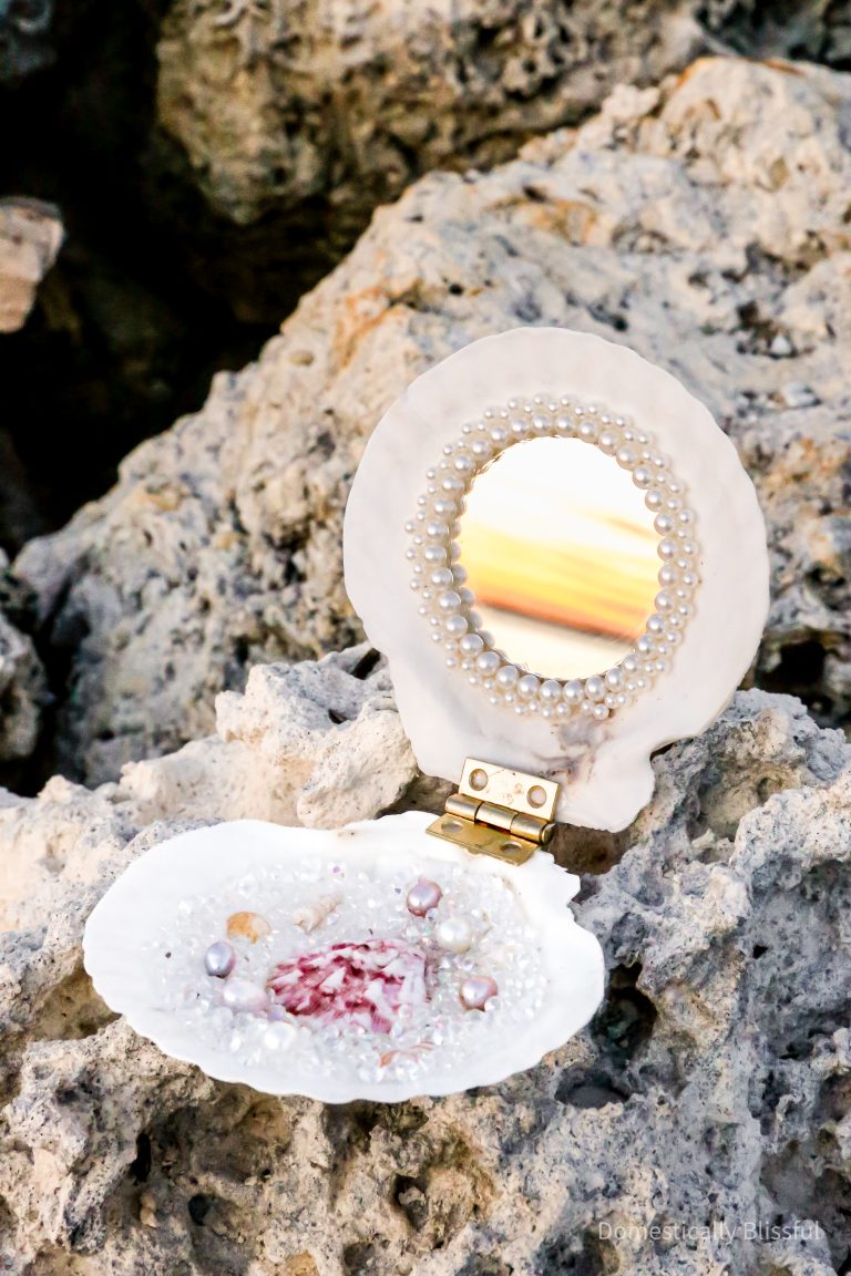 This DIY Mermaid Seashell Compact is the most fun beach craft that you can enjoy using all summer long.