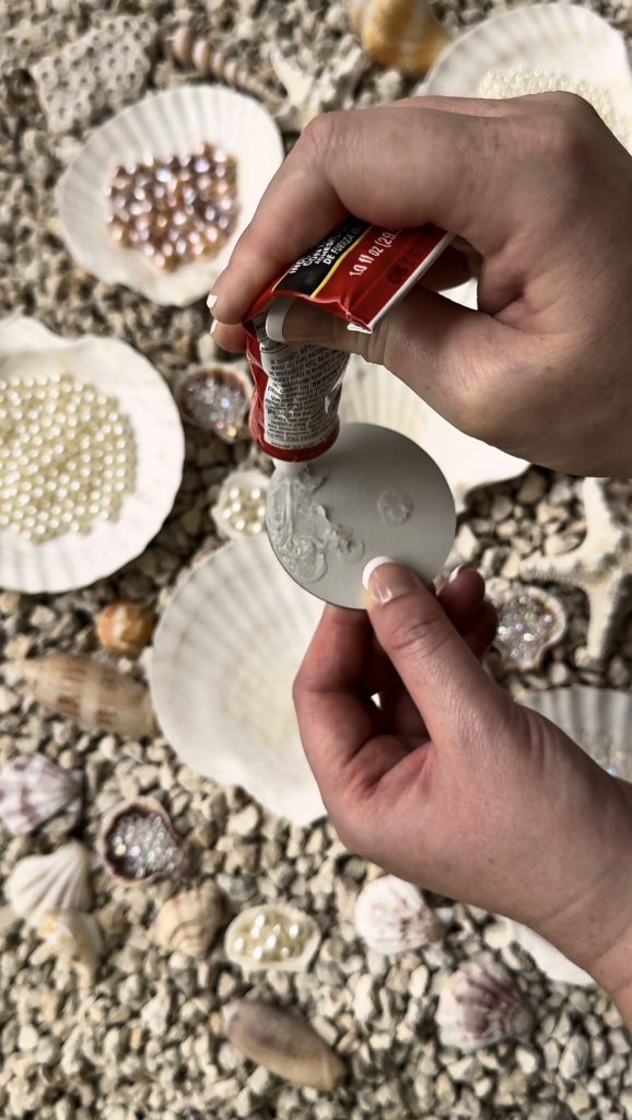 This DIY Mermaid Seashell Compact is the most fun beach craft that you can enjoy using all summer long.