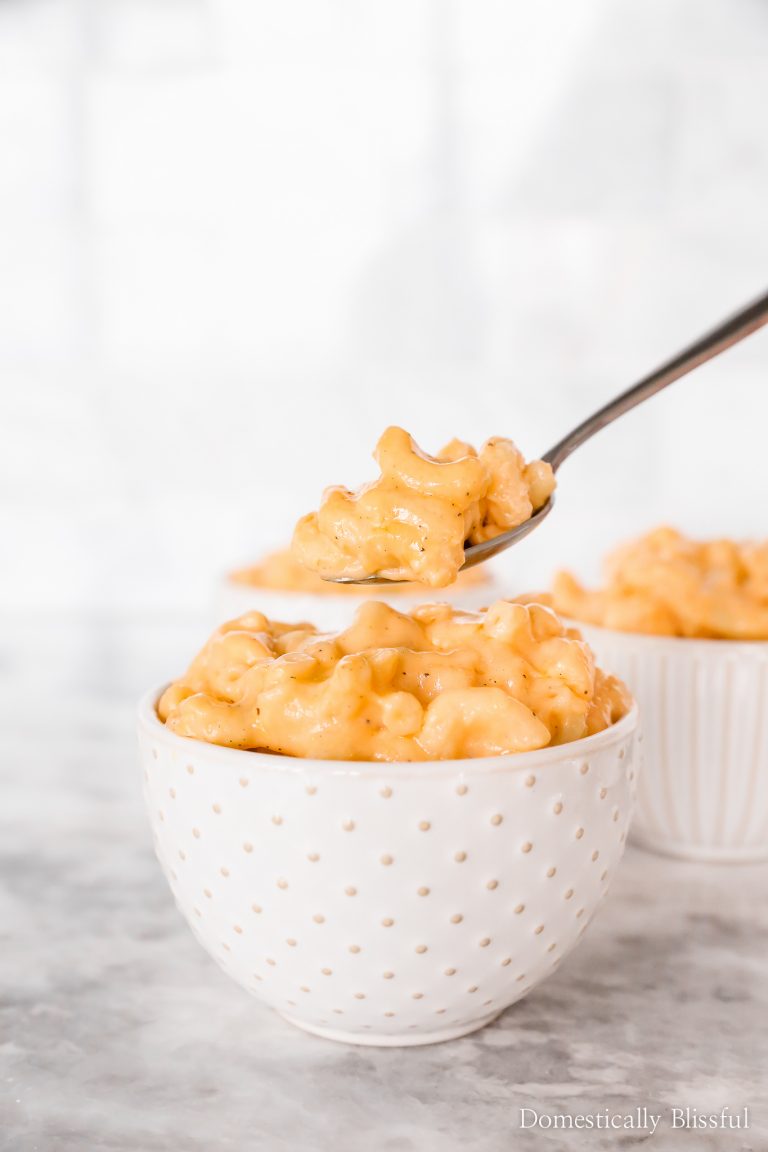 An Extra Cheesy Macaroni and Cheese recipe for the mac & cheese lover in your life.