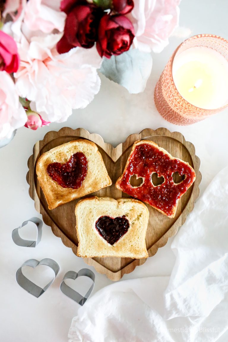 Three easy ways to make heart toast for someone you love this Valentine’s season.