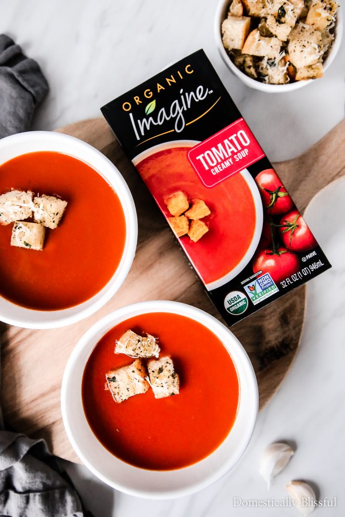 These&nbsp;Garlic Herb Parmesan Croutons are the perfect soup topper addition to your family soup night at home!&nbsp;
