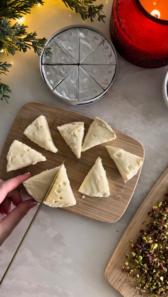 These Mini Cheese Christmas Trees can be made with only 4 ingredients, making it a super quick and easy Christmas appetizer for a holiday party.