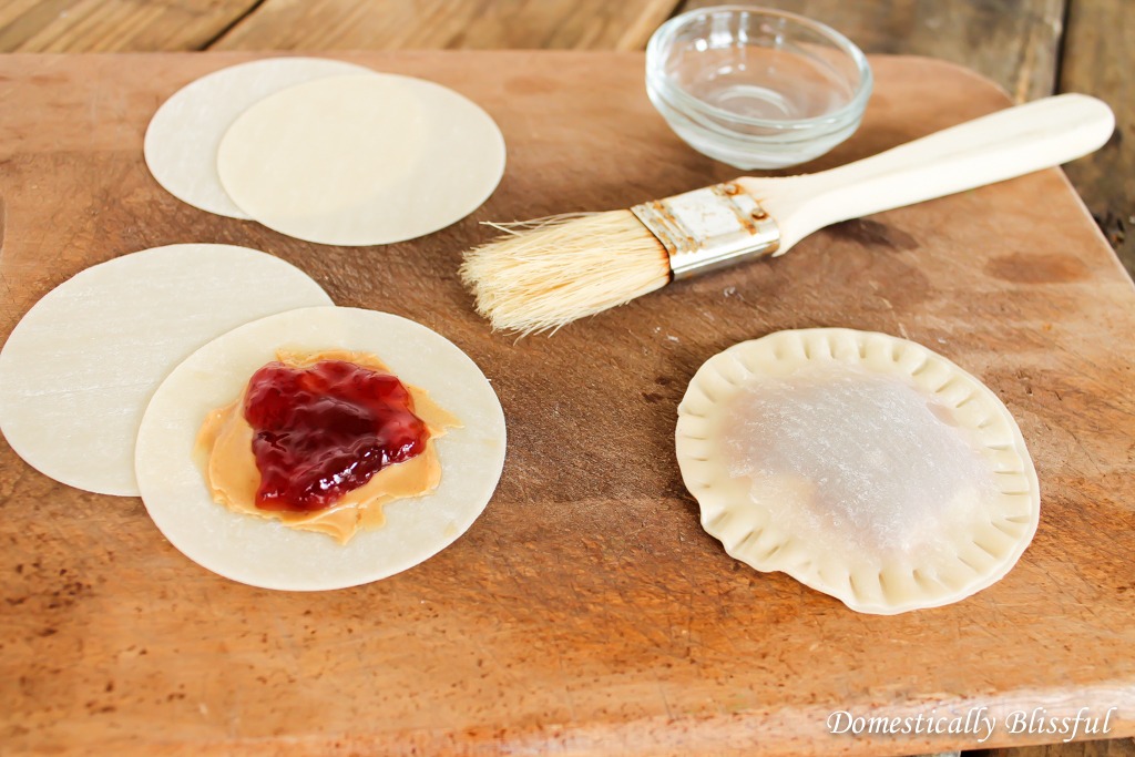 Peanut Butter & Jelly in Wontons
