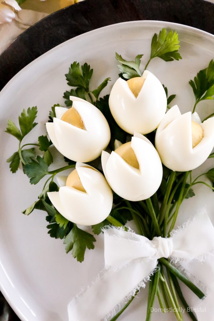 This Egg Tulip Bouquet is a fun way to display and enjoy boiled eggs this Easter & spring season.