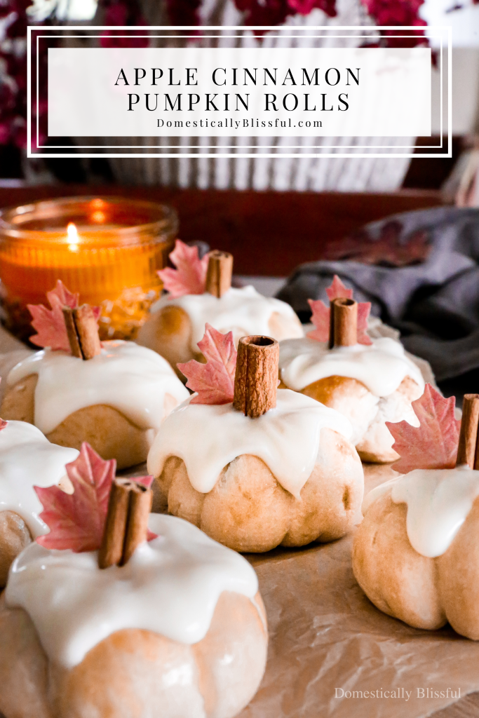 These Apple Cinnamon Pumpkin Rolls are shaped like a pumpkin and filled with sweet apple cinnamon goodness.