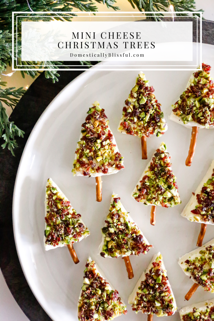These Mini Cheese Christmas Trees can be made with only 4 ingredients, making it a super quick and easy Christmas appetizer for a holiday party.